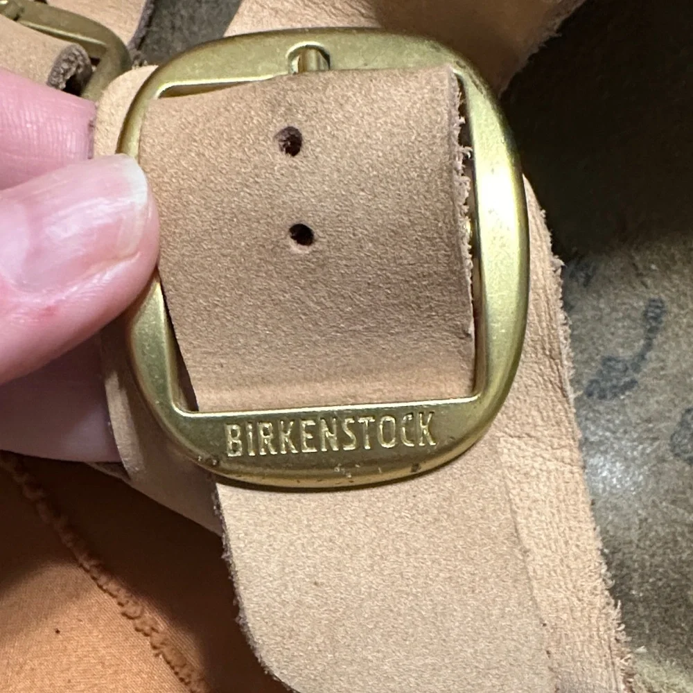 Birkenstock Sandals with Tan Suede and Gold Buckles - Picture 2 of 6